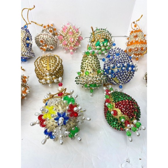 Vintage Stunning Sequin Beaded Push Pin Handmade Christmas Ornaments Lot of 22 - Picture 1 of 16